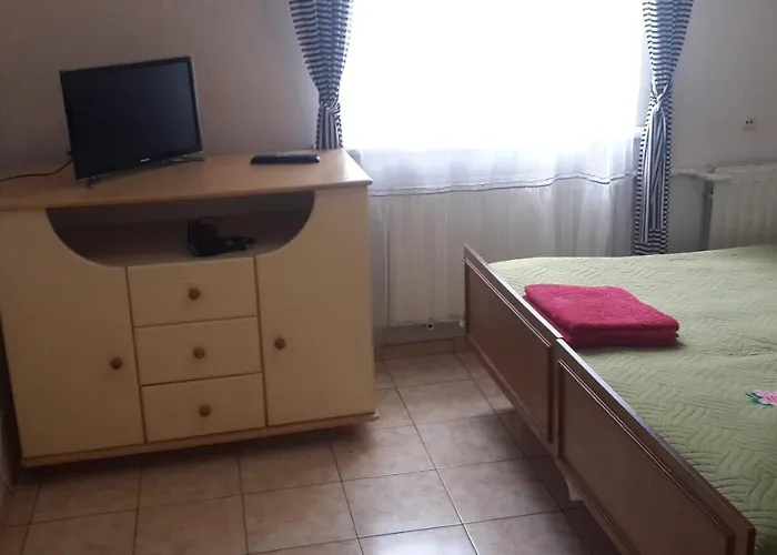 Apartman U Samogo Moria *
